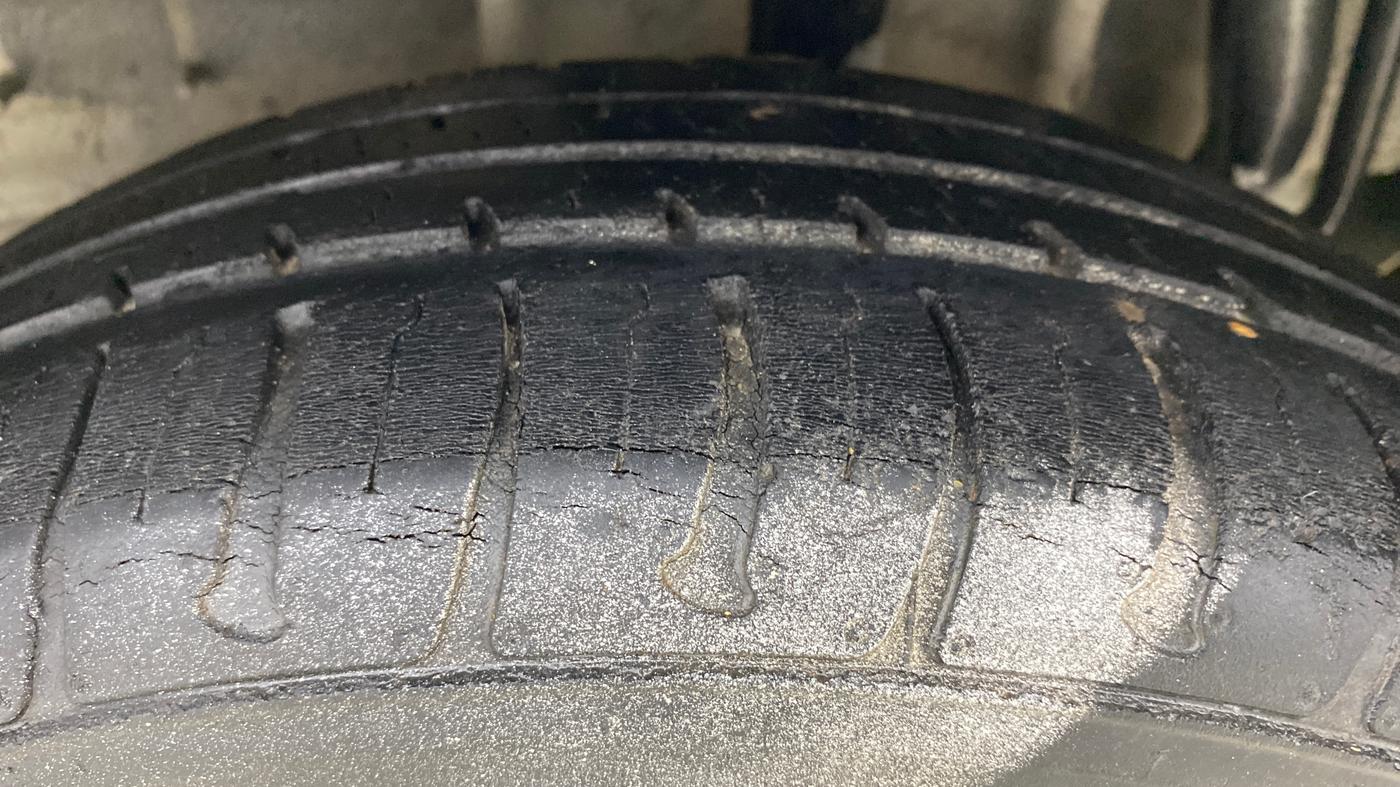 2018 Tata Tiago XT PETROL, Petrol, Manual, 52,564 km, Left Rear Tyre Tread