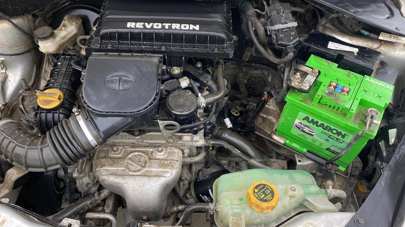 2018 Tata Tiago XT PETROL, Petrol, Manual, 52,564 km, Engine View - Left
