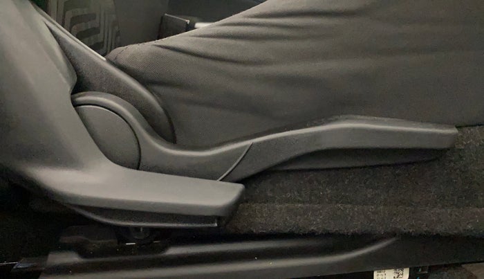 2019 Maruti Swift ZXI AMT, Petrol, Automatic, 79,250 km, Driver Side Adjustment Panel