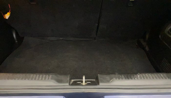 2019 Maruti Swift ZXI AMT, Petrol, Automatic, 79,250 km, Boot Inside