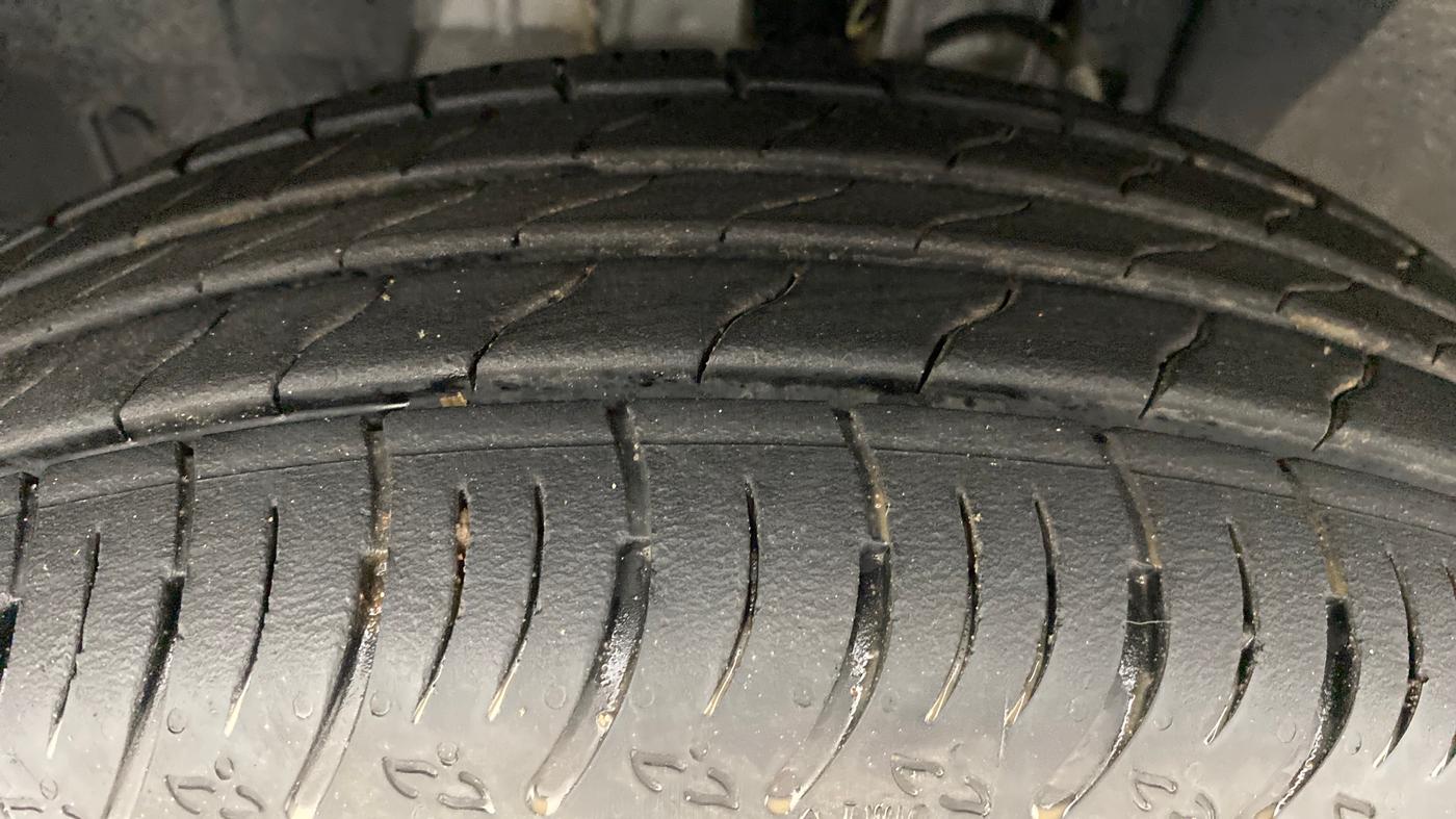2022 Renault Kiger RXT 1.0 MT, Petrol, Manual, 2,862 km, Left Front Tyre Tread