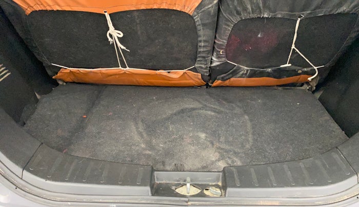 2014 Maruti Wagon R 1.0 VXI, Petrol, Manual, 67,928 km, Boot Inside