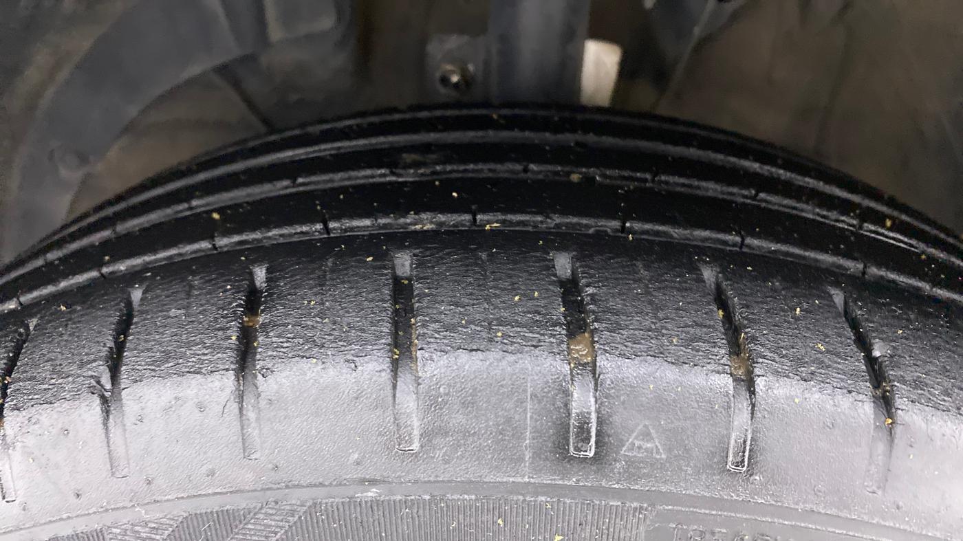 2019 Maruti Baleno ZETA PETROL 1.2, Petrol, Manual, 58,948 km, Left Front Tyre Tread