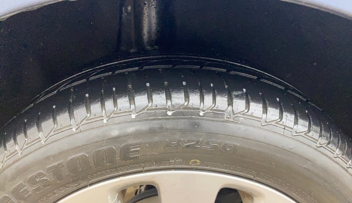 2016 Maruti Baleno ZETA DIESEL 1.3, Diesel, Manual, 90,707 km, Right Rear Tyre Tread