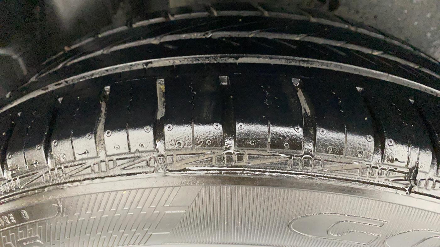 2016 Volkswagen Polo HIGHLINE1.2L PETROL, Petrol, Manual, 58,810 km, Right Rear Tyre Tread