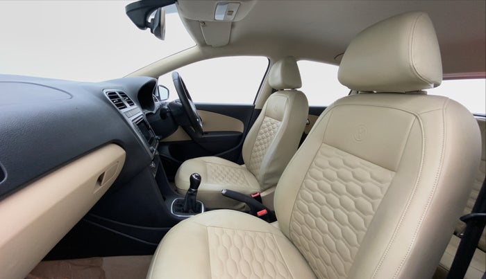 2016 Volkswagen Polo HIGHLINE1.2L PETROL, Petrol, Manual, 58,810 km, Right Side Front Door Cabin View