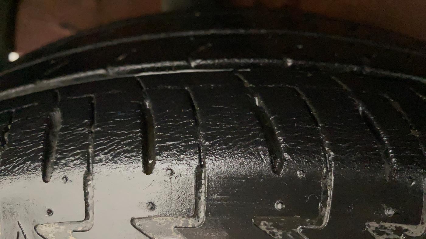 2018 Maruti IGNIS DELTA 1.2 AMT, Petrol, Automatic, 36,791 km, Right Rear Tyre Tread