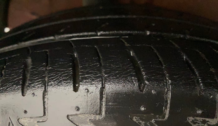 2018 Maruti IGNIS DELTA 1.2 AMT, Petrol, Automatic, 36,791 km, Right Rear Tyre Tread