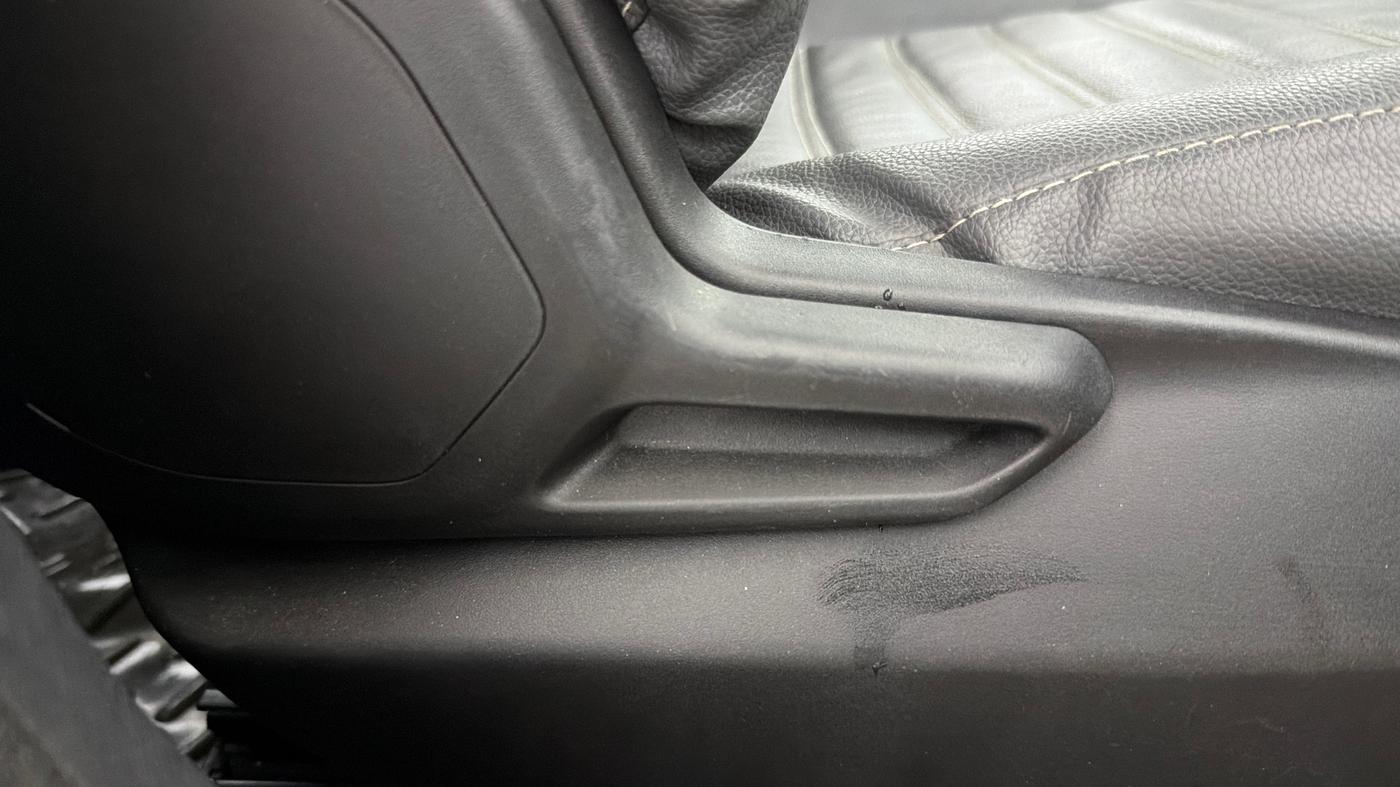 2021 Tata NEXON XMA PETROL, Petrol, Automatic, 67,984 km, Driver Side Adjustment Panel
