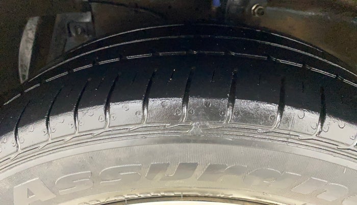 2018 Maruti Ciaz SIGMA 1.4 MT PETROL, Petrol, Manual, 39,988 km, Left Front Tyre Tread