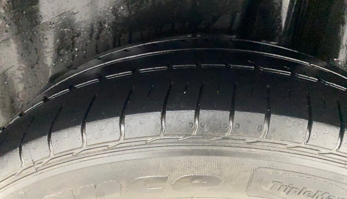2018 Maruti Ciaz SIGMA 1.4 MT PETROL, Petrol, Manual, 39,988 km, Left Rear Tyre Tread