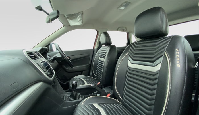 2018 Maruti Vitara Brezza VDI, Diesel, Manual, 27,658 km, Right Side Front Door Cabin