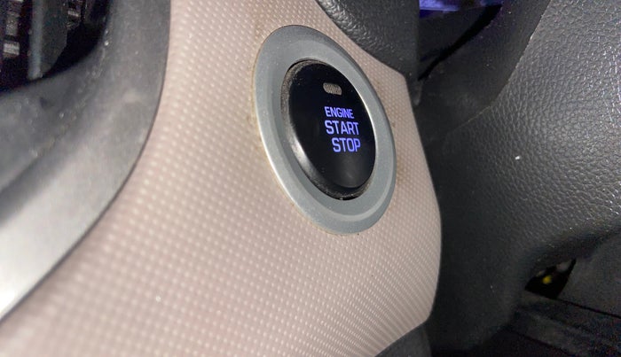 2017 Hyundai Creta SX PLUS 1.6 PETROL, Petrol, Manual, 76,961 km, Keyless Start/ Stop Button