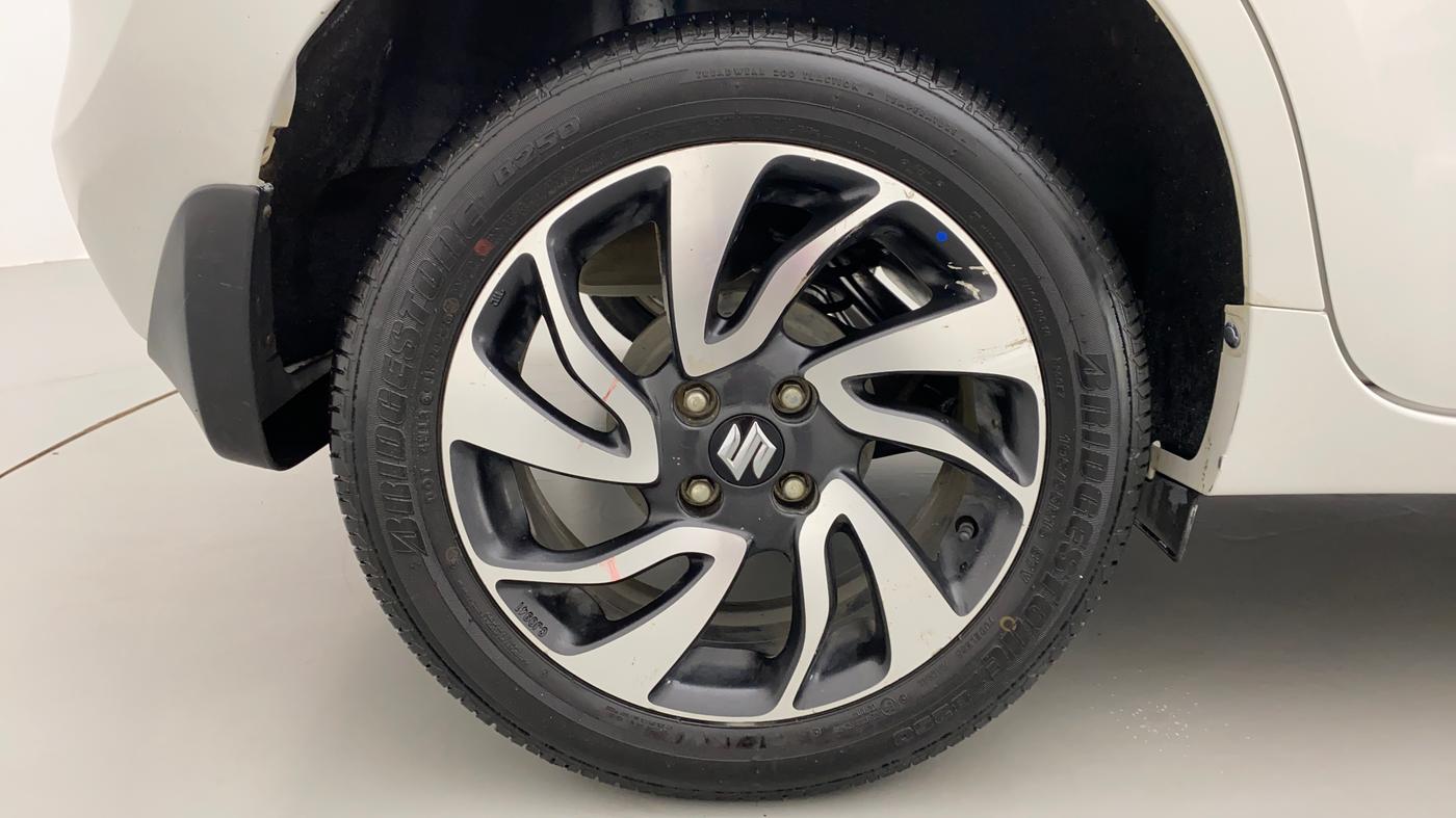 2019 Maruti Baleno ZETA 1.2 K12, Petrol, Manual, 45,482 km, Right Rear Wheel