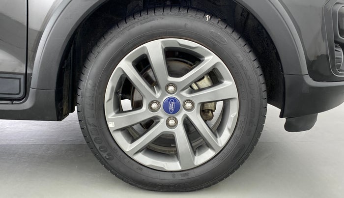 2019 Ford FREESTYLE TITANIUM + 1.2 TI-VCT, Petrol, Manual, 22,268 km, Right Front Wheel