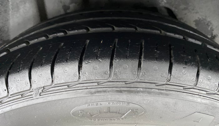 2019 Ford FREESTYLE TITANIUM + 1.2 TI-VCT, Petrol, Manual, 22,268 km, Right Rear Tyre Tread