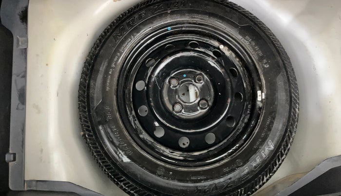 2014 Maruti Swift VXI, Petrol, Manual, 62,348 km, Spare Tyre