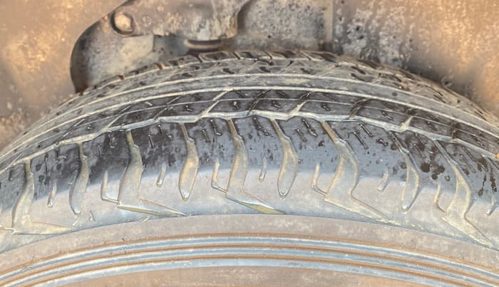 2020 Tata Harrier XZA 2.0L, Diesel, Automatic, 1,34,949 km, Left Rear Tyre Tread