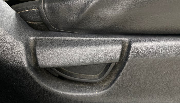 2019 Hyundai NEW SANTRO SPORTZ AMT, Petrol, Automatic, 91,631 km, Driver Side Adjustment Panel