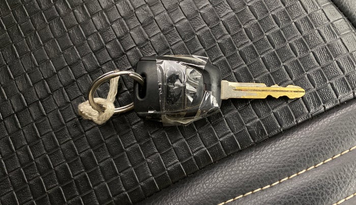 2019 Hyundai NEW SANTRO SPORTZ AMT, Petrol, Automatic, 91,631 km, Key Close Up