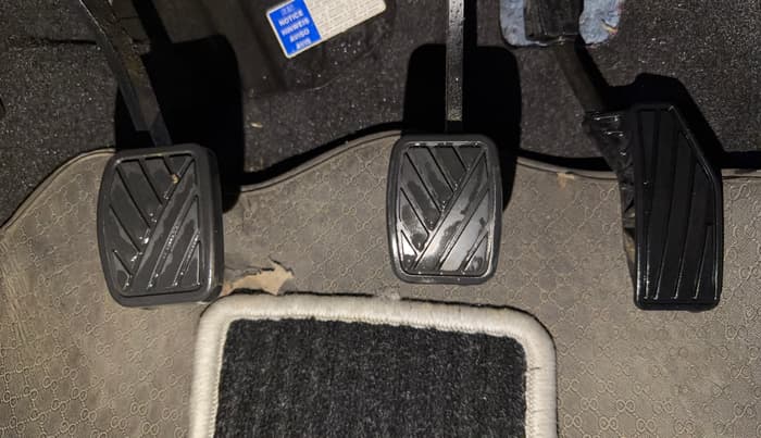 2019 Maruti Swift LXI, Petrol, Manual, 44,283 km, Pedals