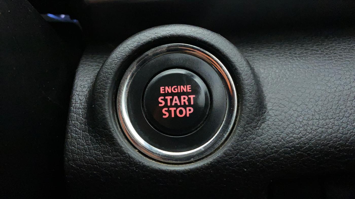 2019 Maruti XL6 ALPHA SHVS  MT, Petrol, Manual, 82,057 km, Keyless Start/ Stop Button