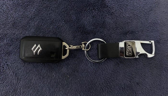 2019 Maruti XL6 ALPHA SHVS  MT, Petrol, Manual, 82,057 km, Key Close Up