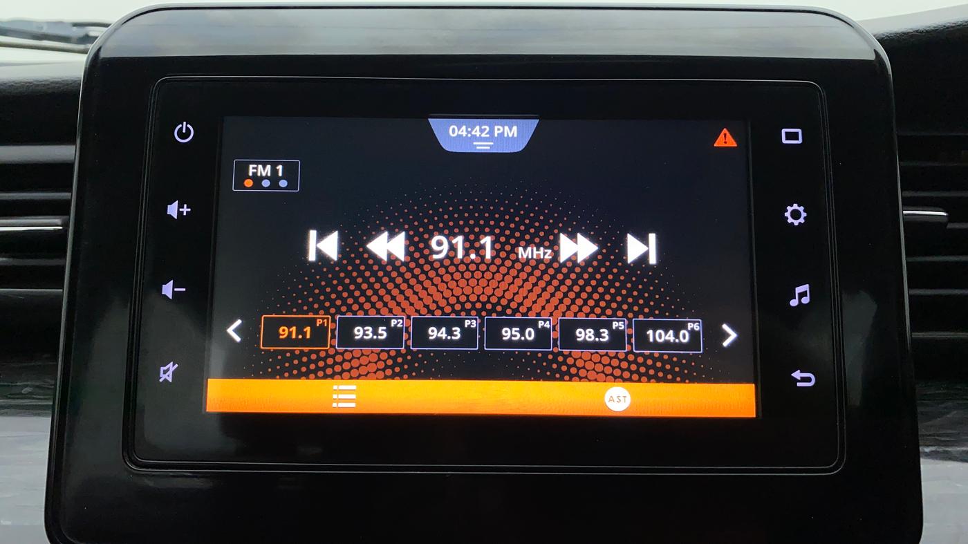 2019 Maruti XL6 ALPHA SHVS  MT, Petrol, Manual, 82,057 km, Infotainment System