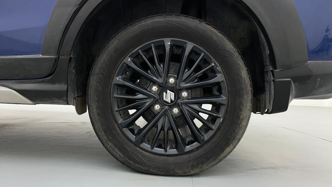 2019 Maruti XL6 ALPHA SHVS  MT, Petrol, Manual, 82,057 km, Left Rear Wheel