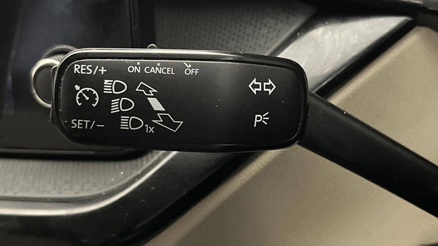 2022 Skoda SLAVIA AMBITION 1.0L TSI AT, Petrol, Automatic, 51,543 km, Adaptive Cruise Control