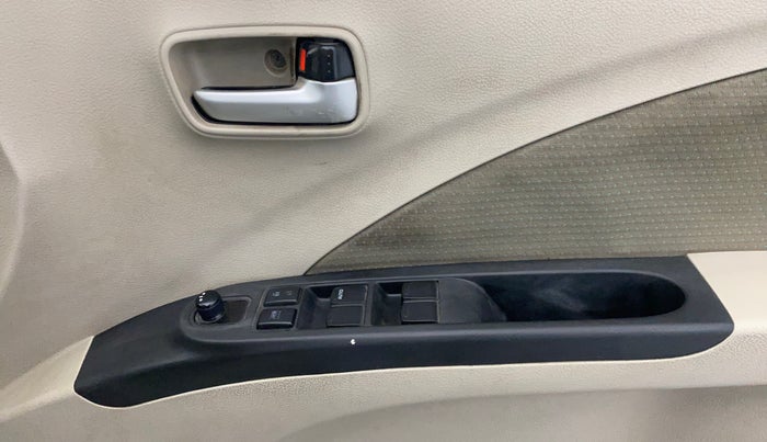 2018 Maruti Celerio ZXI, Petrol, Manual, 1,01,656 km, Driver Side Door Panels Control
