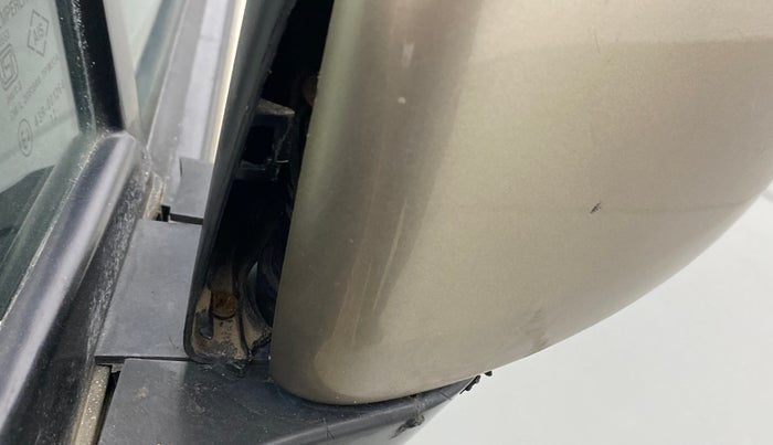 2013 Maruti Wagon R 1.0 VXI, Petrol, Manual, 32,712 km, Left rear-view mirror - Cover has minor damage