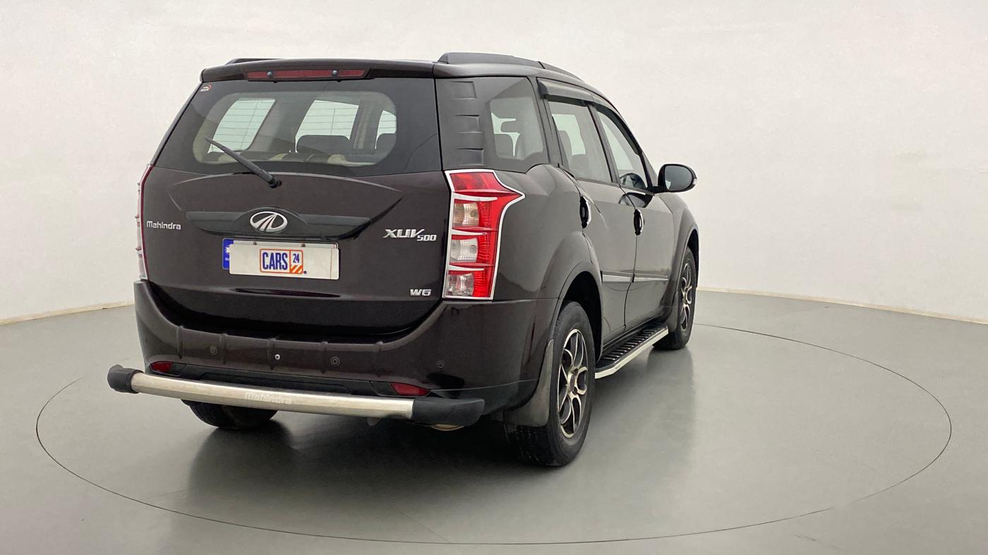 2016 Mahindra XUV500 W6 4X2, Diesel, Manual, 46,515 km, Right Back Diagonal