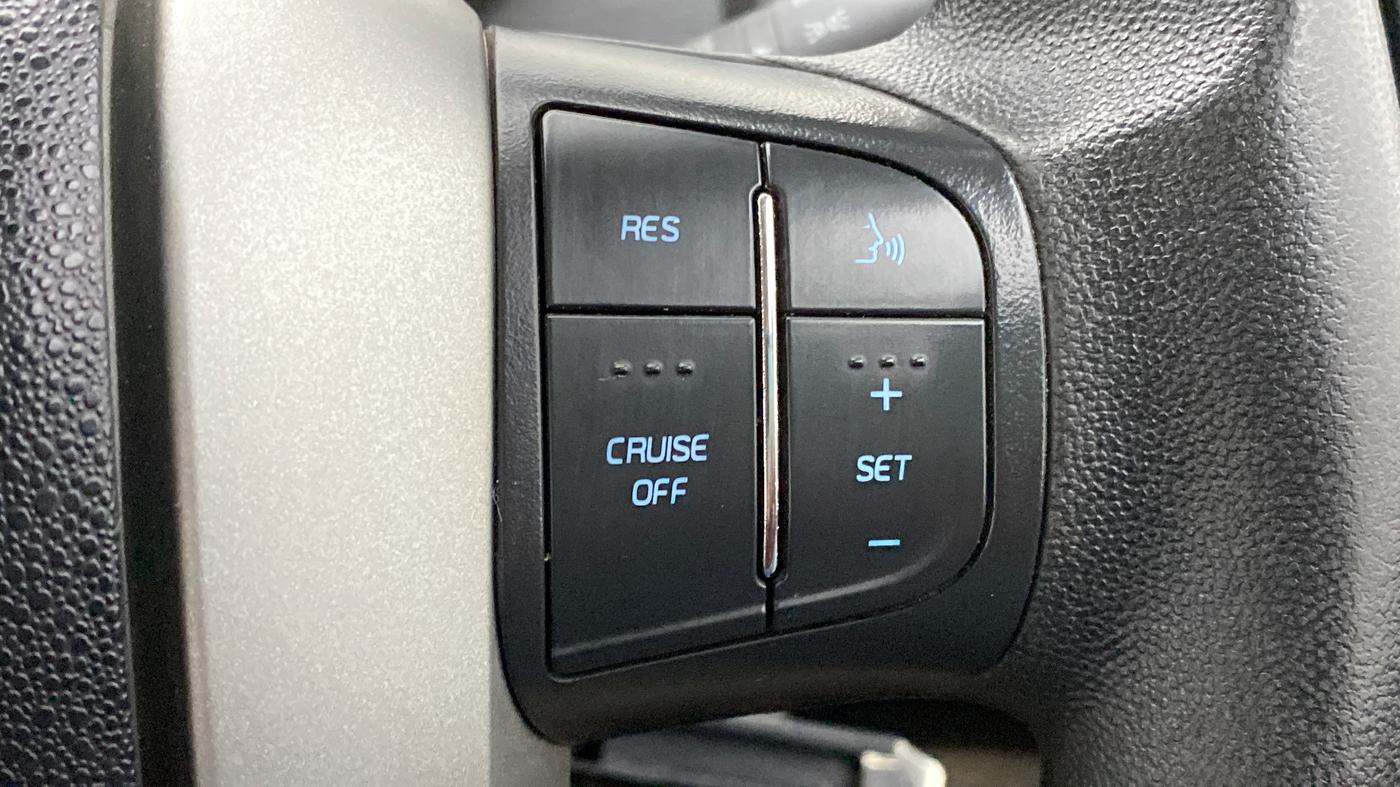 2016 Mahindra XUV500 W6 4X2, Diesel, Manual, 46,515 km, Adaptive Cruise Control