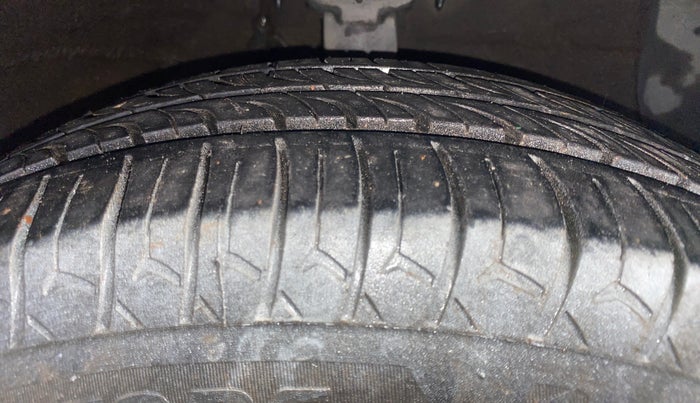 2016 Hyundai Grand i10 ASTA AT 1.2 KAPPA VTVT, Petrol, Automatic, 78,377 km, Right Front Tyre Tread