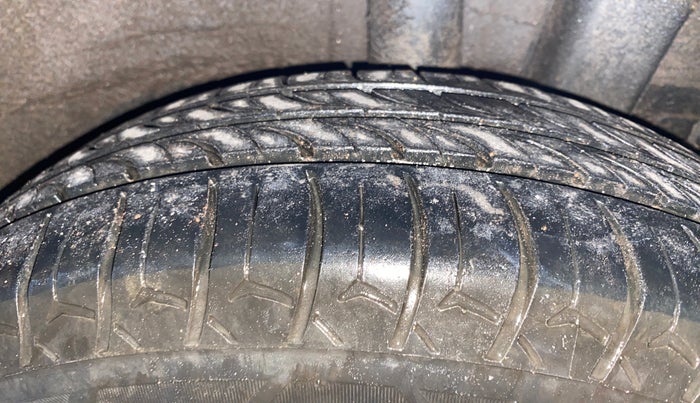 2016 Hyundai Grand i10 ASTA AT 1.2 KAPPA VTVT, Petrol, Automatic, 78,377 km, Left Rear Tyre Tread