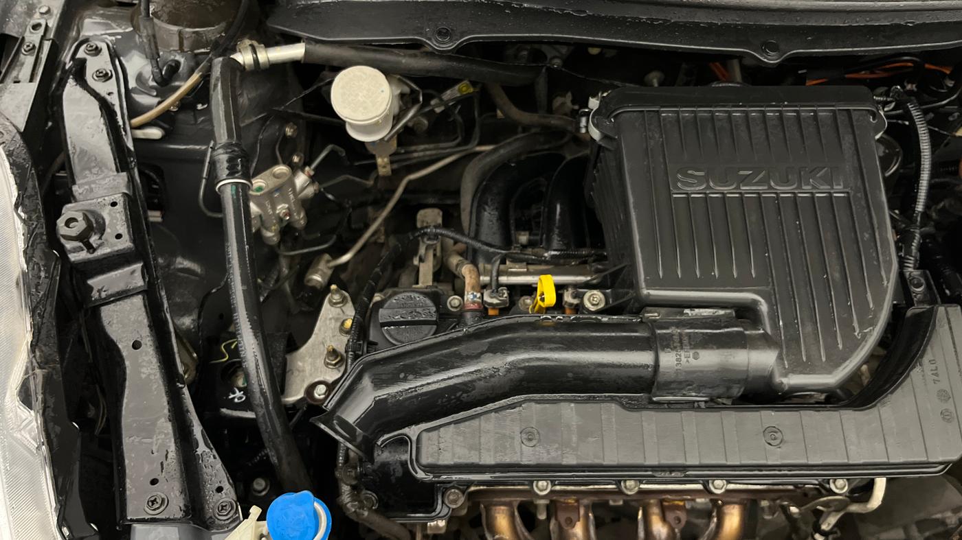 2015 Maruti Swift LXI (O), Petrol, Manual, 59,840 km, Engine View - Right