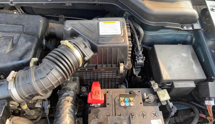 2022 Mahindra XUV300 W6 1.2 PETROL, Petrol, Manual, 19,471 km, Engine View - Left