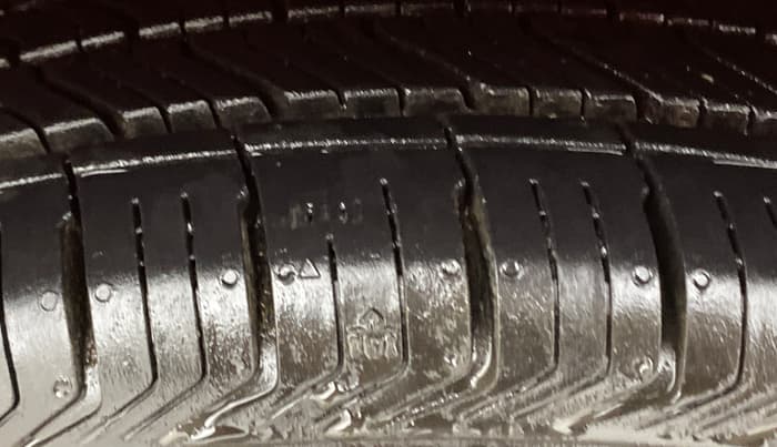 2019 Maruti Swift VXI, Petrol, Manual, 68,492 km, Left Front Tyre Tread