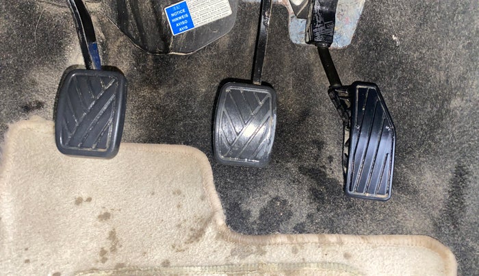 2019 Maruti Swift VXI, Petrol, Manual, 1,22,723 km, Pedals