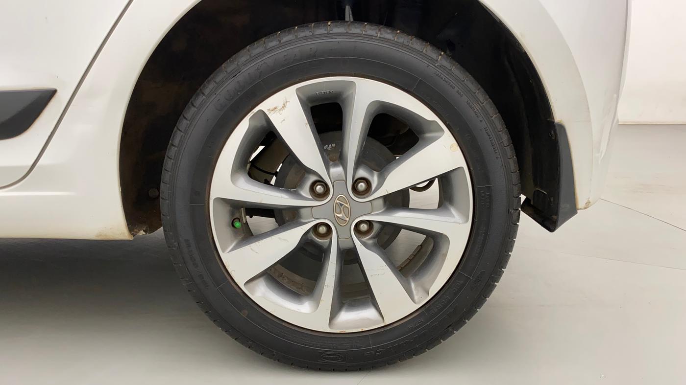 2017 Hyundai Elite i20 ASTA 1.2 (O), Petrol, Manual, 36,139 km, Left Rear Wheel