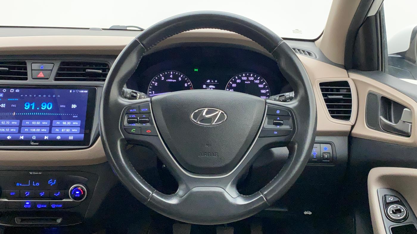 2017 Hyundai Elite i20 ASTA 1.2 (O), Petrol, Manual, 36,139 km, Steering Wheel Close Up