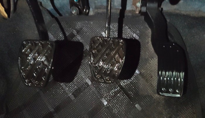 2014 Datsun Go T, Petrol, Manual, 56,582 km, Pedals