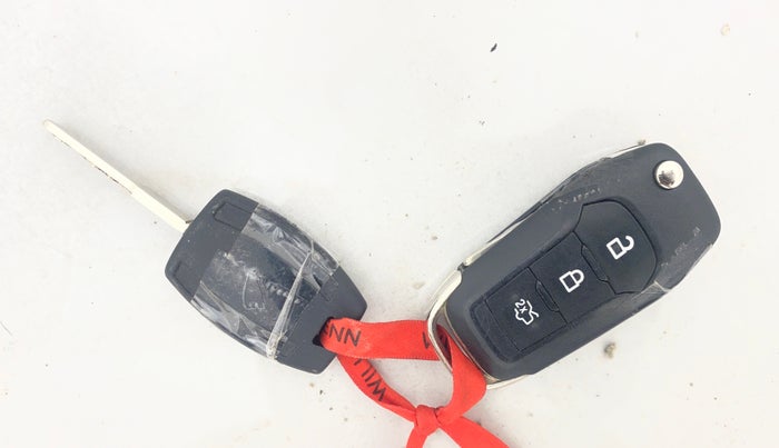 2018 Ford Figo Aspire TITANIUM 1.2 PETROL, Petrol, Manual, 67,236 km, Key Close Up