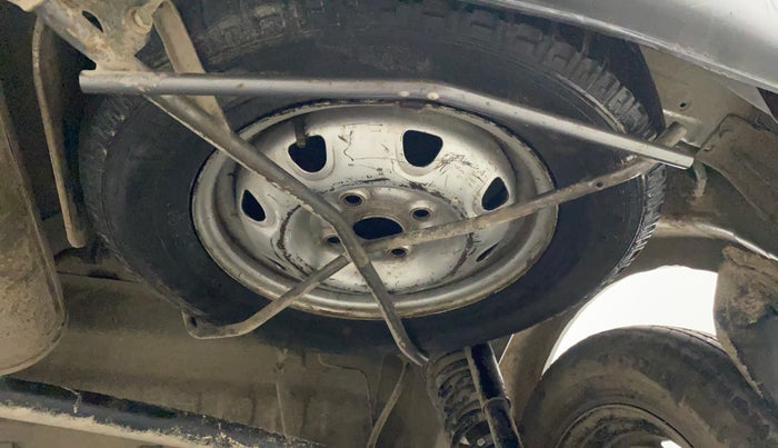 2018 Maruti Eeco 5 STR WITH A/C+HTR CNG, CNG, Manual, 1,02,874 km, Spare Tyre