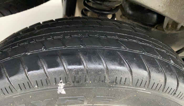 2018 Maruti Eeco 5 STR WITH A/C+HTR CNG, CNG, Manual, 1,02,874 km, Right Rear Tyre Tread