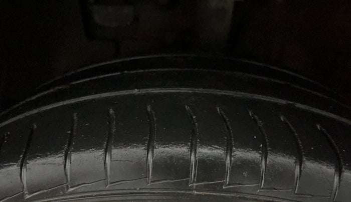 2019 Hyundai VENUE S 1.0 TURBO DCT, Petrol, Automatic, 42,699 km, Left Front Tyre Tread