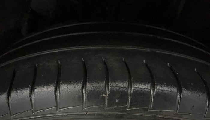 2019 Hyundai VENUE S 1.0 TURBO DCT, Petrol, Automatic, 42,699 km, Left Rear Tyre Tread