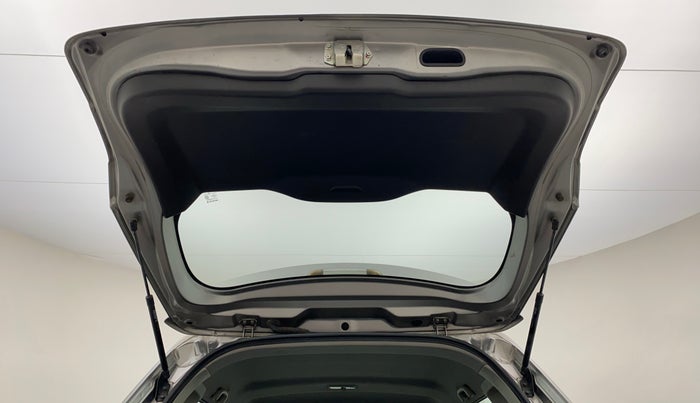 2016 Maruti Vitara Brezza VDI, Diesel, Manual, 71,822 km, Boot Door Open