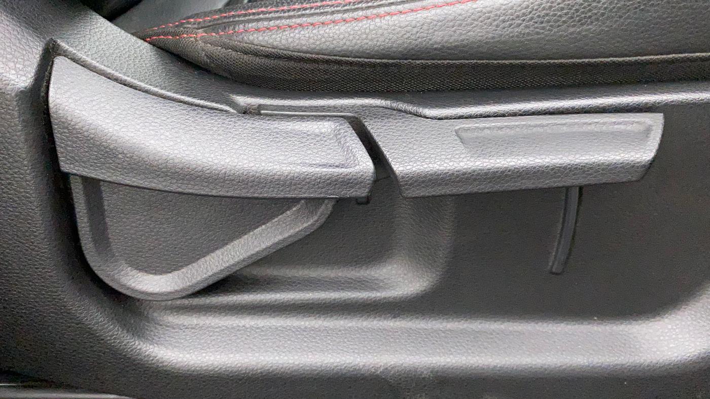 2020 KIA SONET GTX PLUS 1.5 AT, Diesel, Automatic, 36,280 km, Driver Side Adjustment Panel